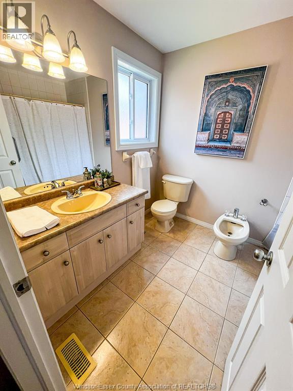11908 BROUILLETTE COURT, Tecumseh, Ontario, N8N5H5 — Photo 33
