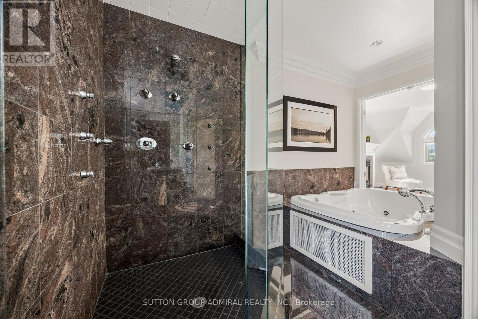 47 JOHNSON STREET - 29