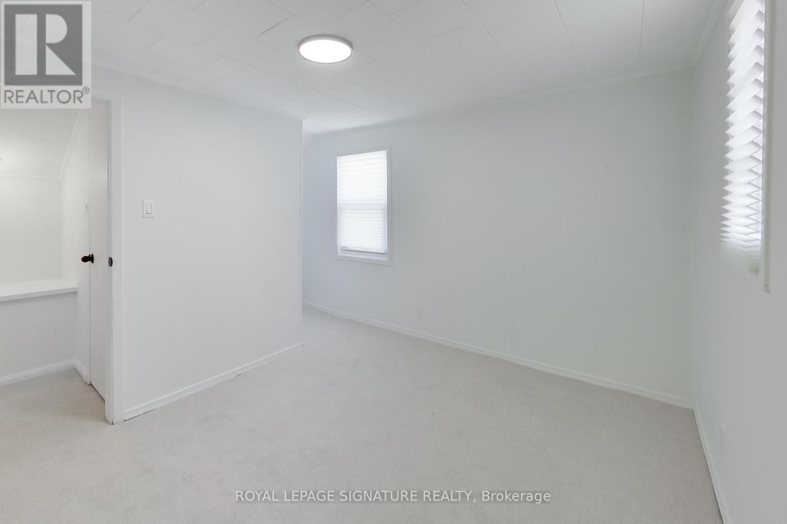 58 VICTORIA STREET - 18