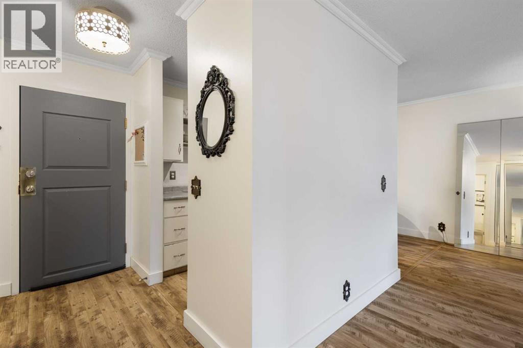 #305 2611 15A Street SW - 2