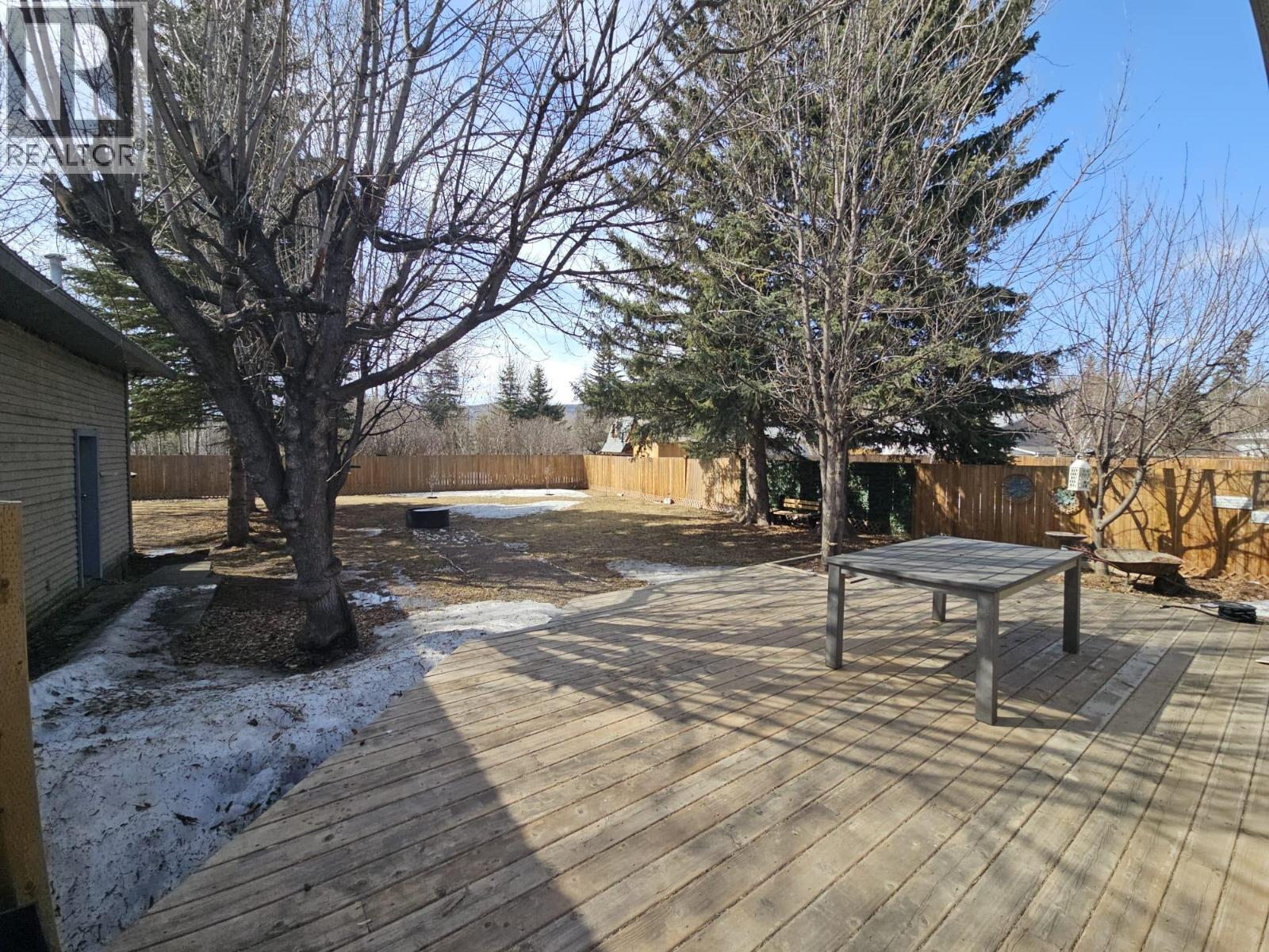 4709 45 Street NE, Chetwynd