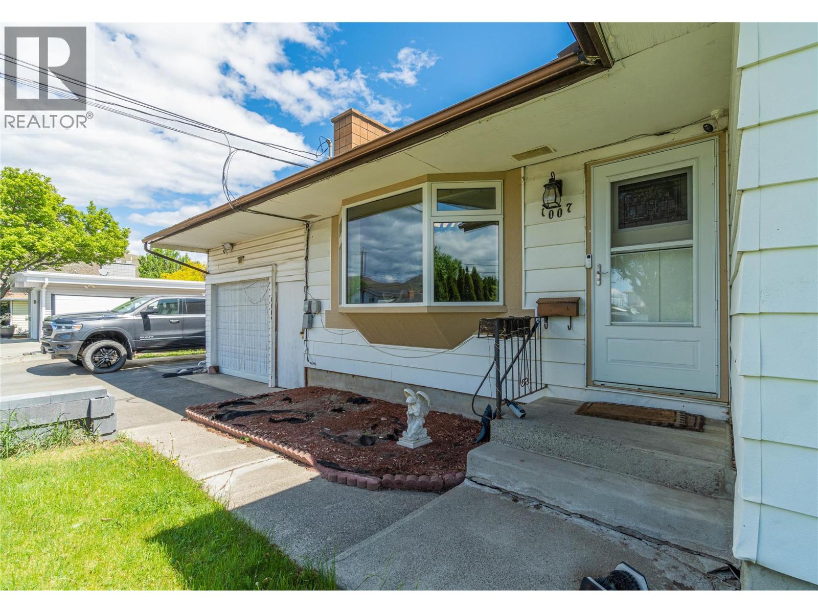 1007 Nicolani Drive - 42
