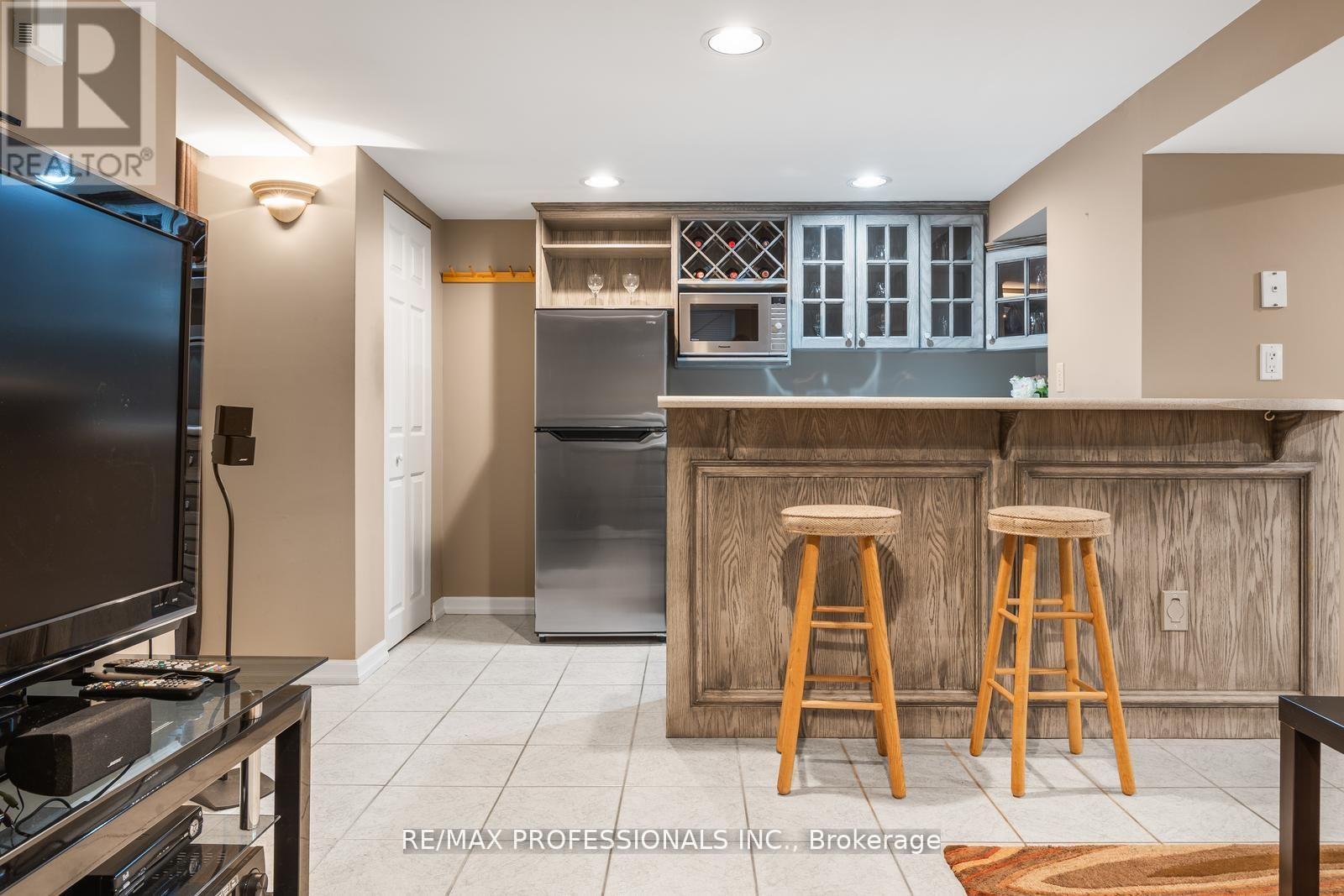 164 MORNINGSIDE AVENUE - 41