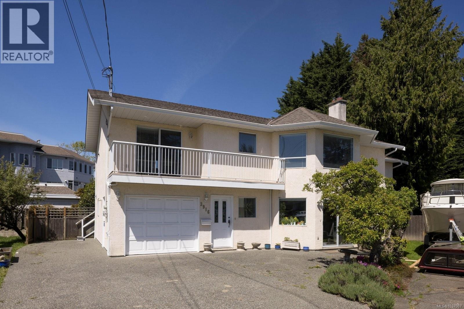 3916 Stamboul St - 1