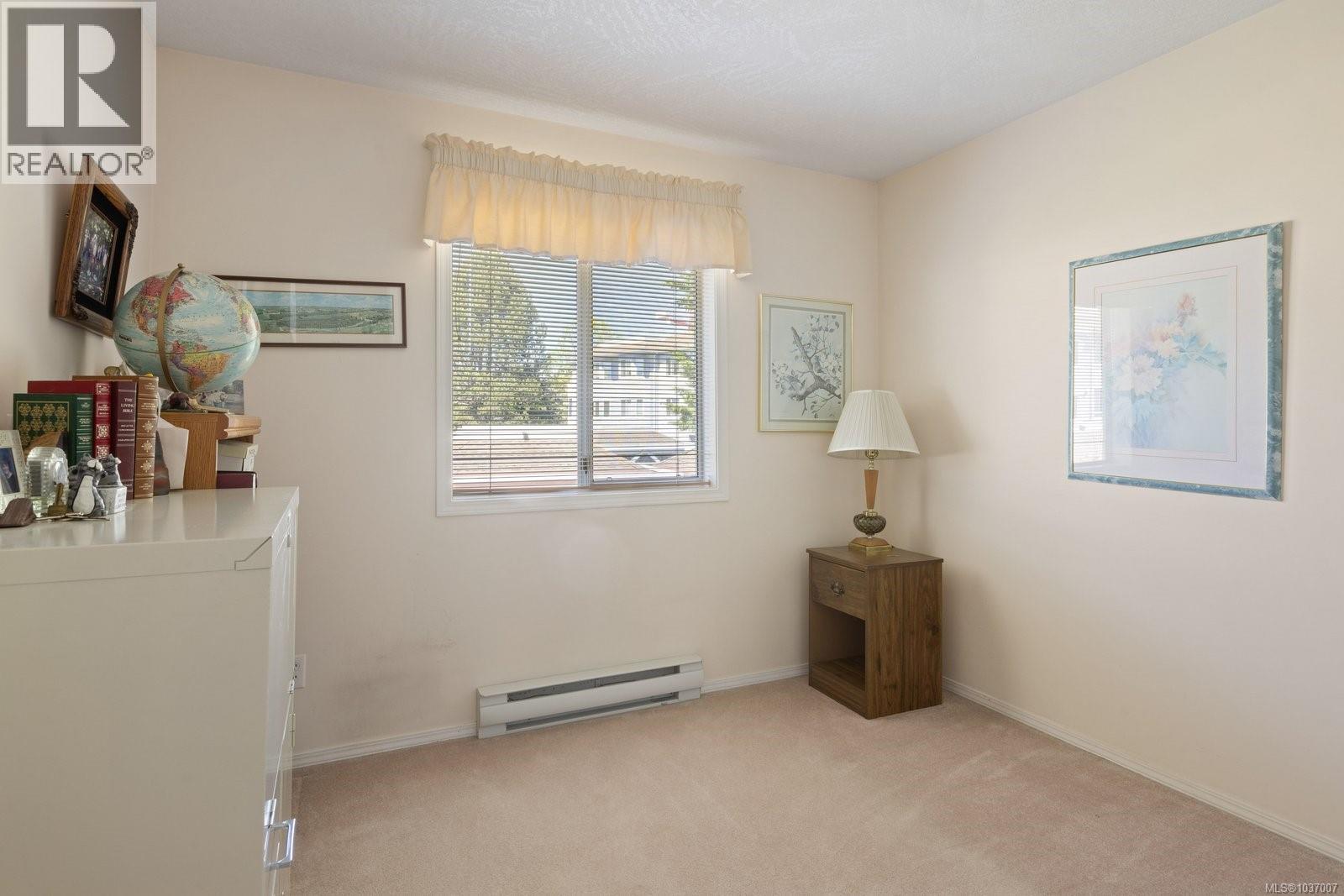  3916 Stamboul Street, Saanich