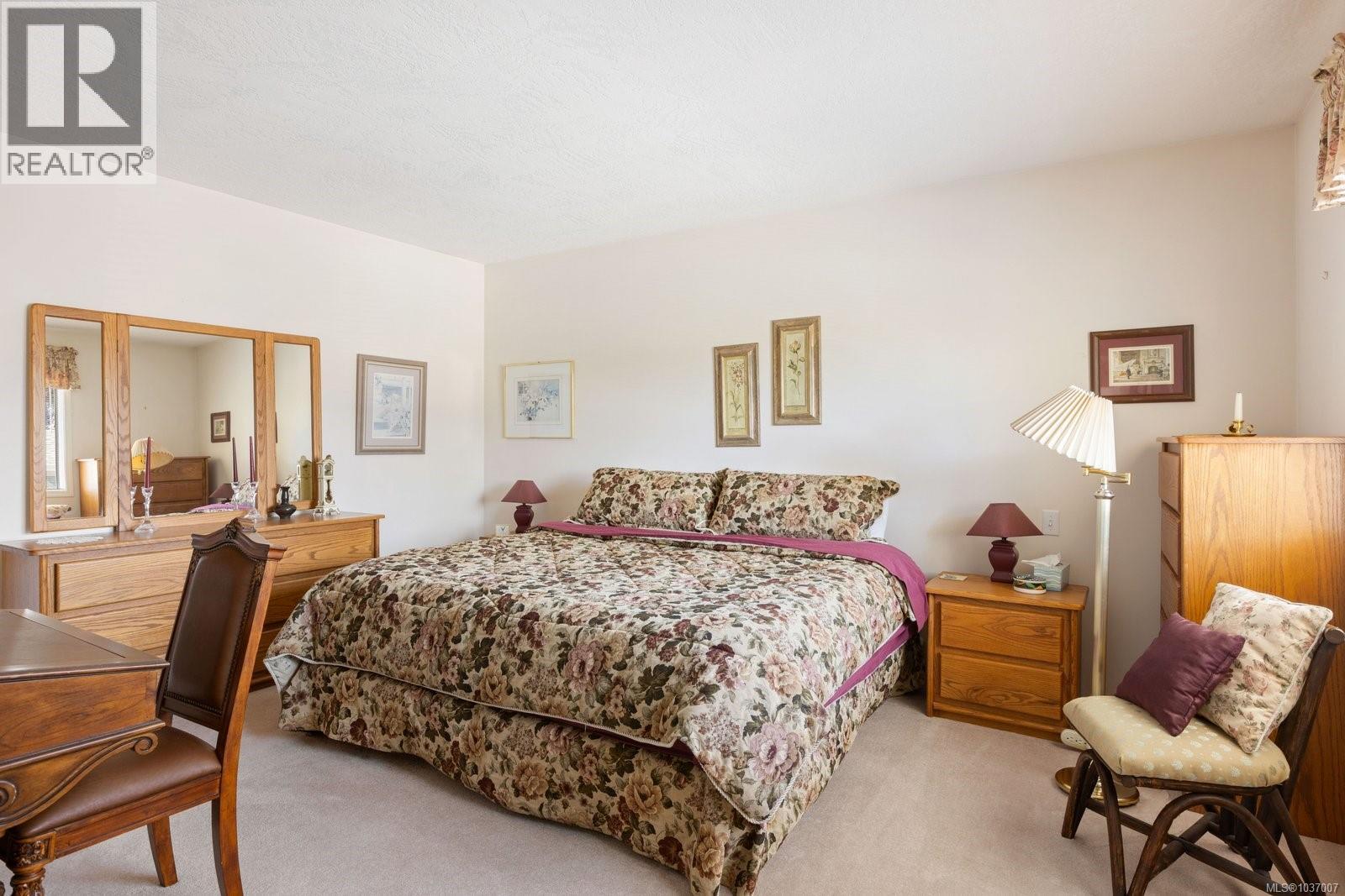  3916 Stamboul Street, Saanich