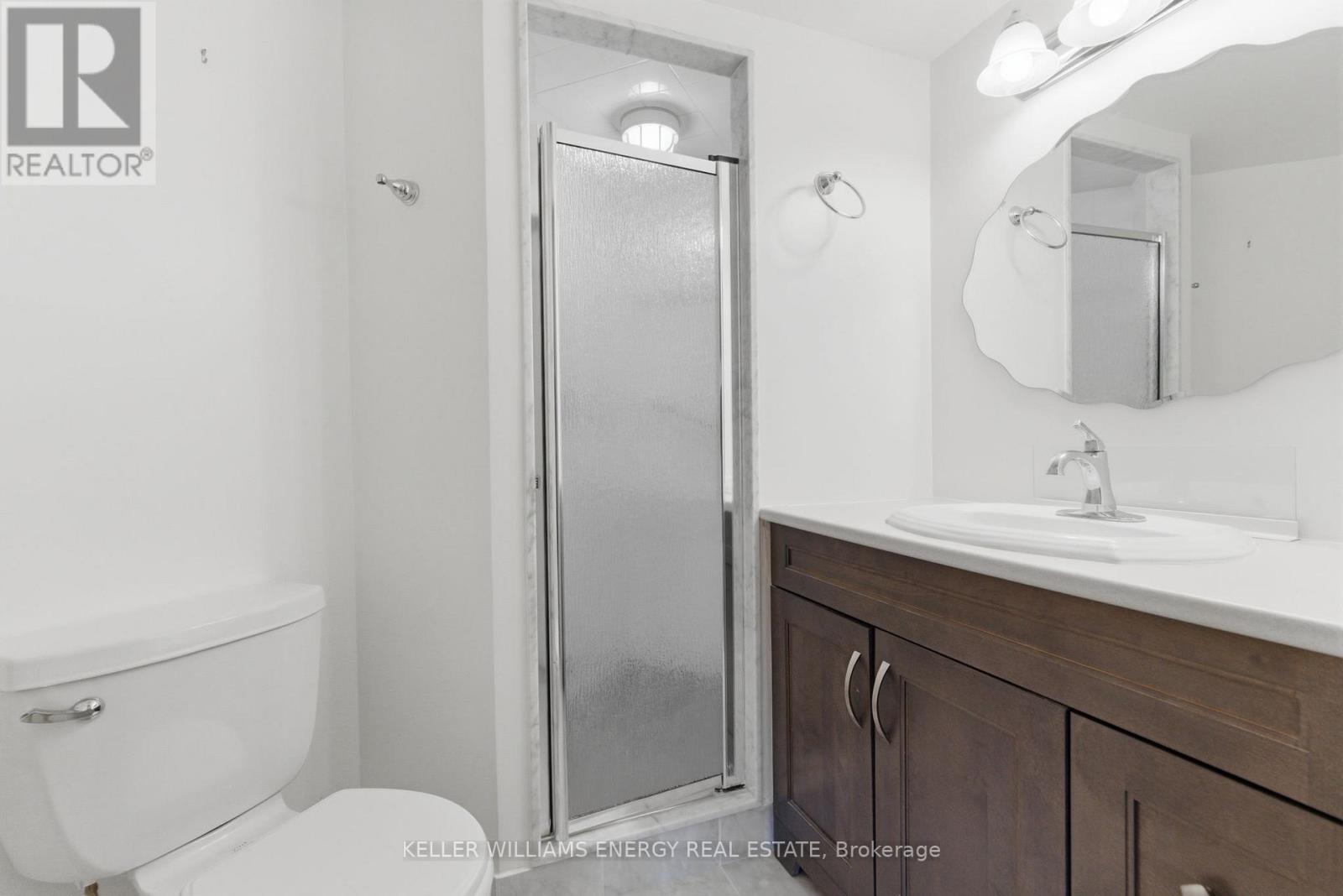 #719 10 DEAN PARK ROAD - 23