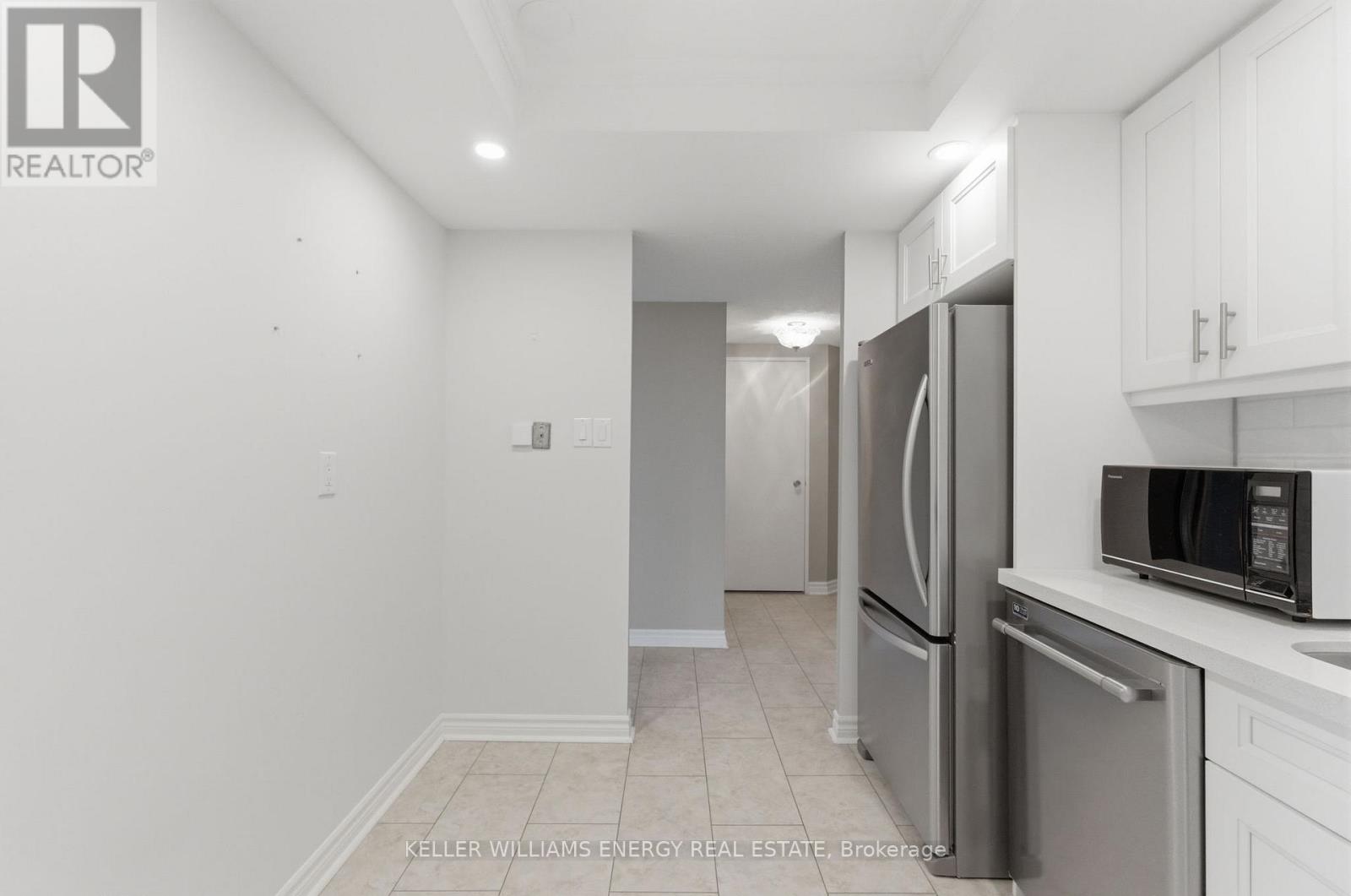 #719 10 DEAN PARK ROAD - 6