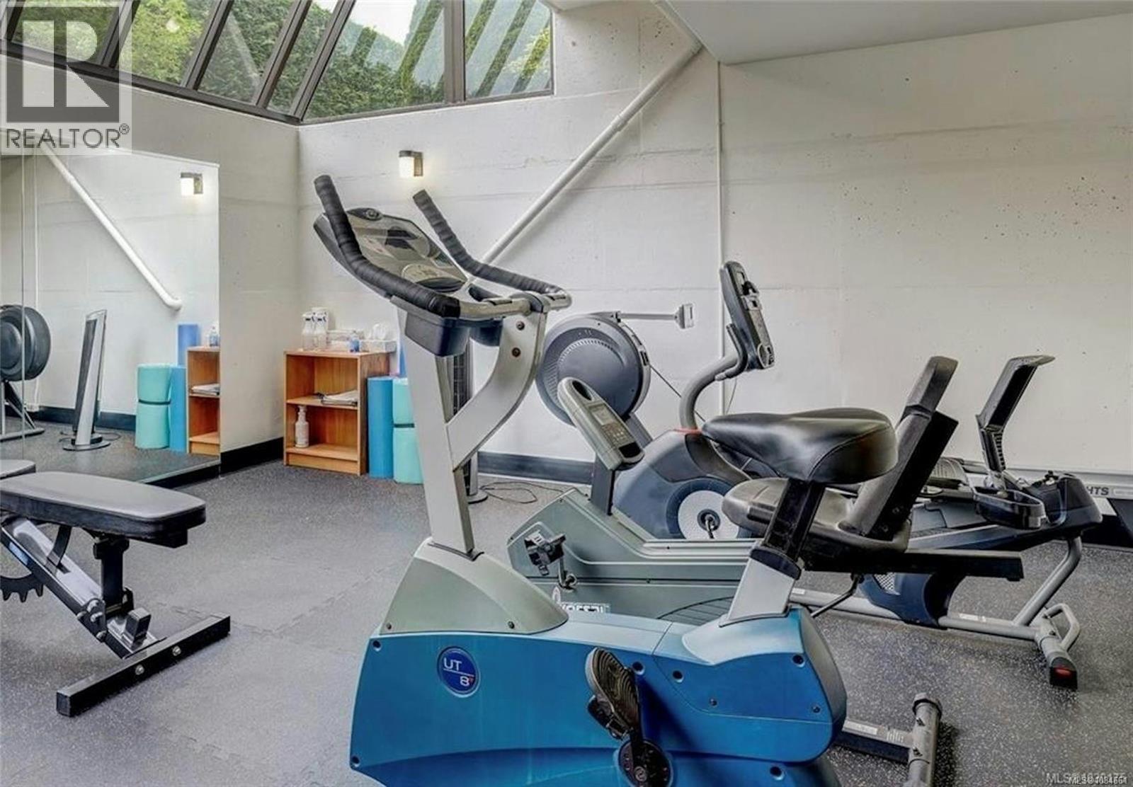 #506 420 Linden Ave - 27