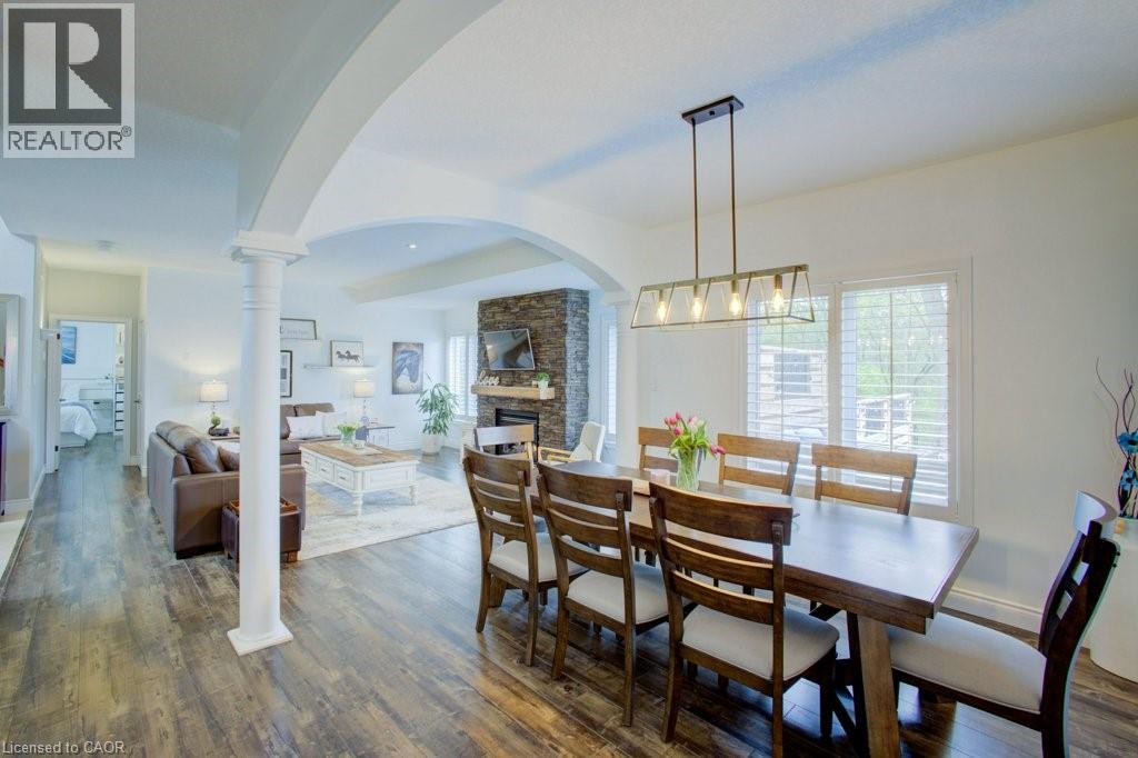 76 KENNEDY Road - 12