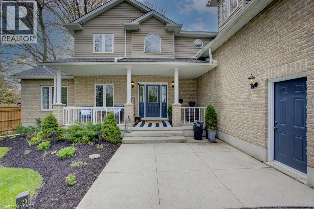 76 KENNEDY Road - 4