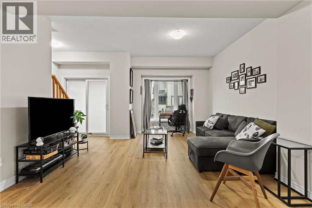 19 PICARDY Drive Unit# 4, Stoney Creek, Ontario, L8J0M7 — Photo 14