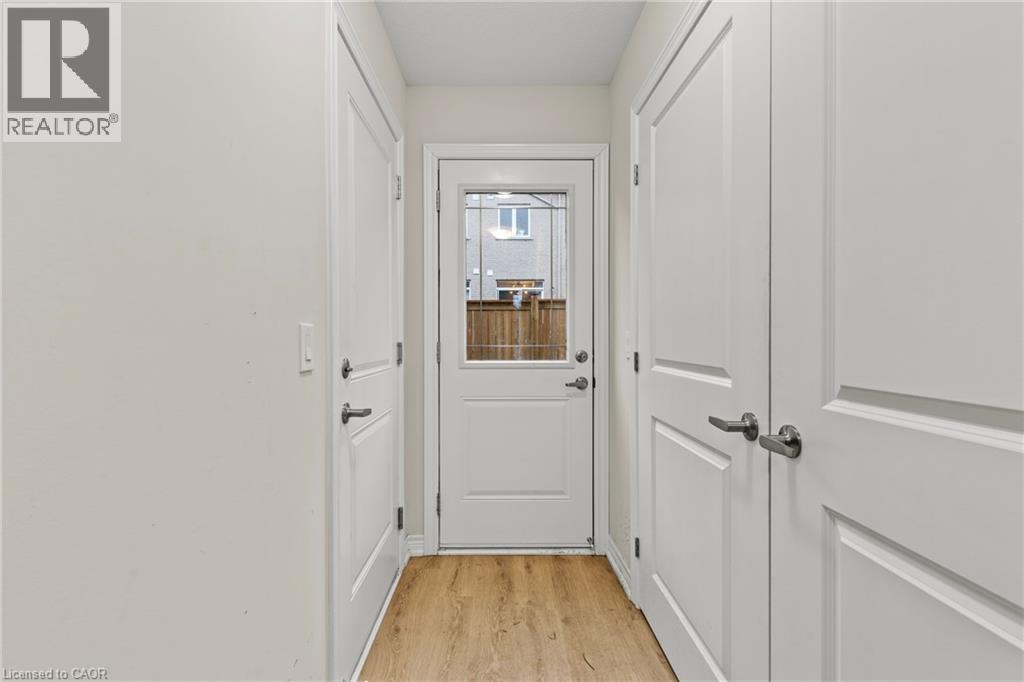 19 PICARDY Drive Unit# 4, Stoney Creek, Ontario, L8J0M7 — Photo 7