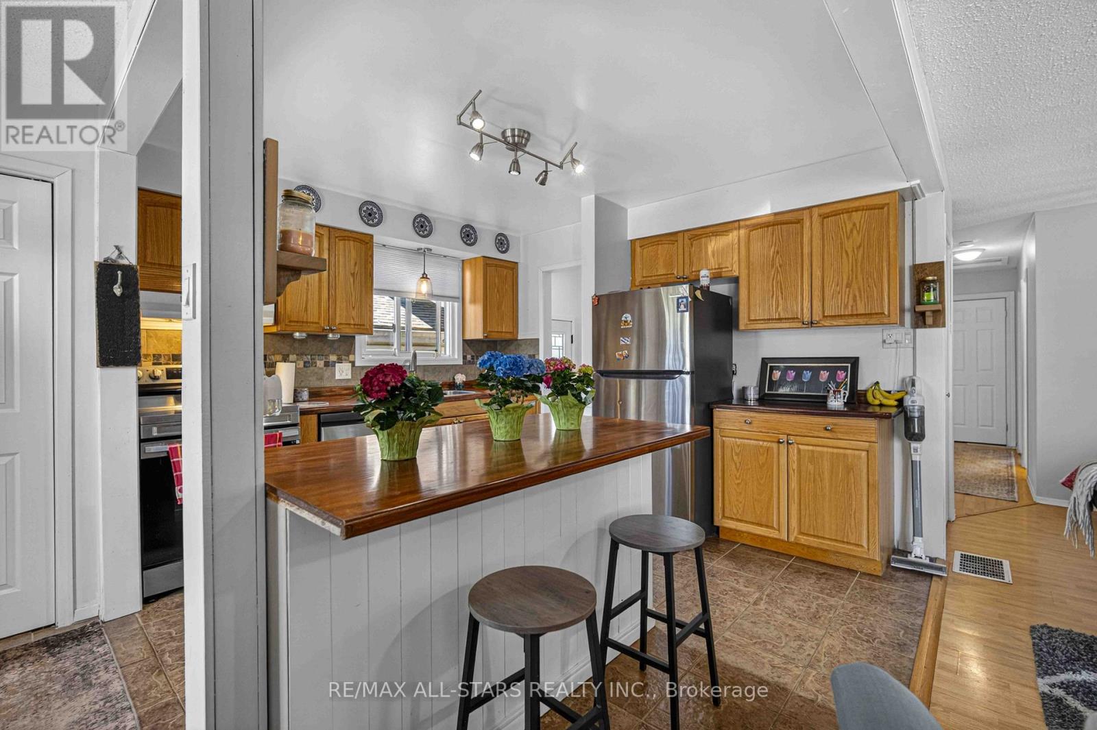 2147 SPRINGWOOD ROAD - 9