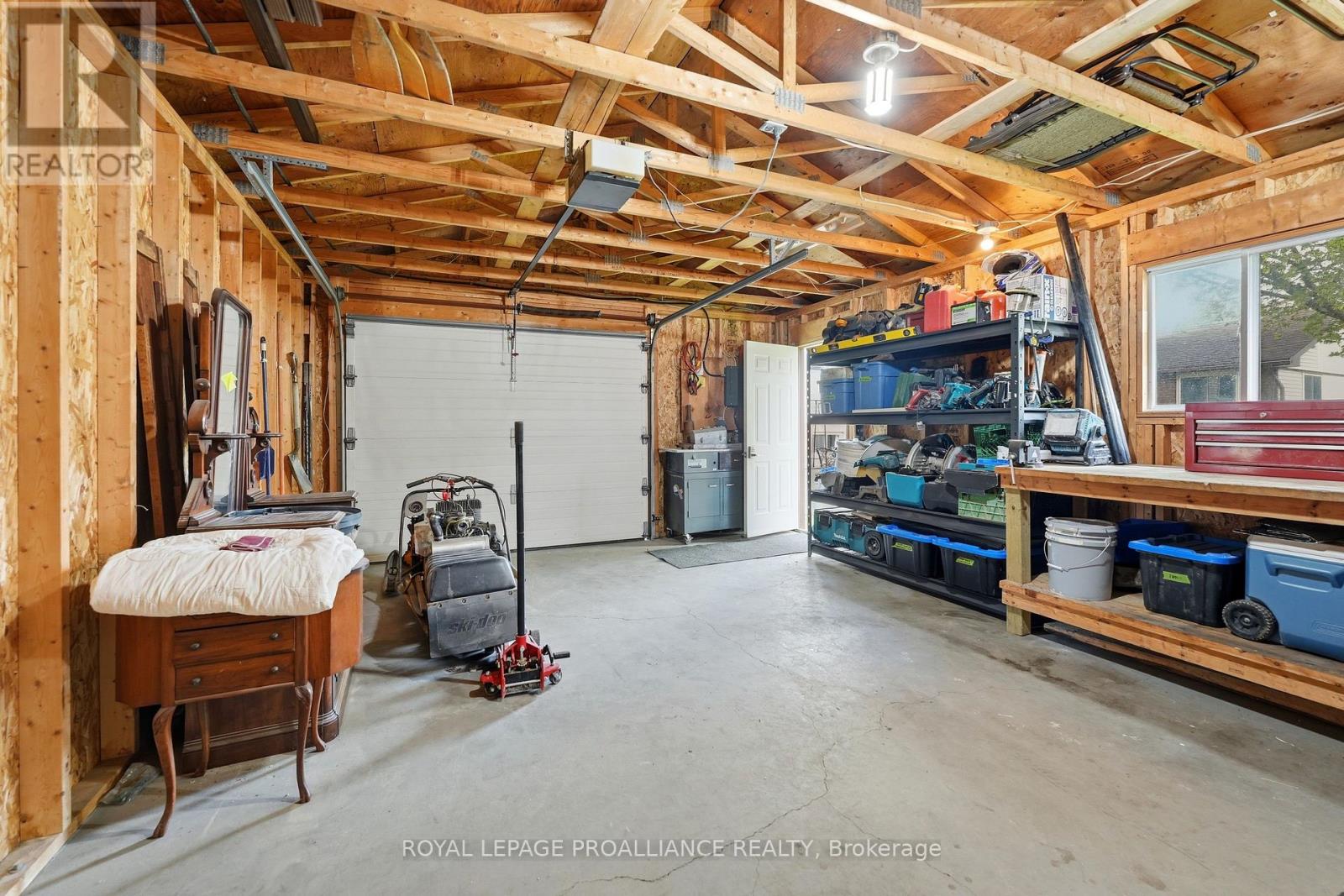18 ALNET DRIVE - 38