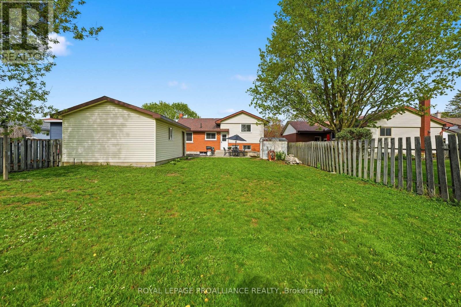 18 ALNET DRIVE - 42
