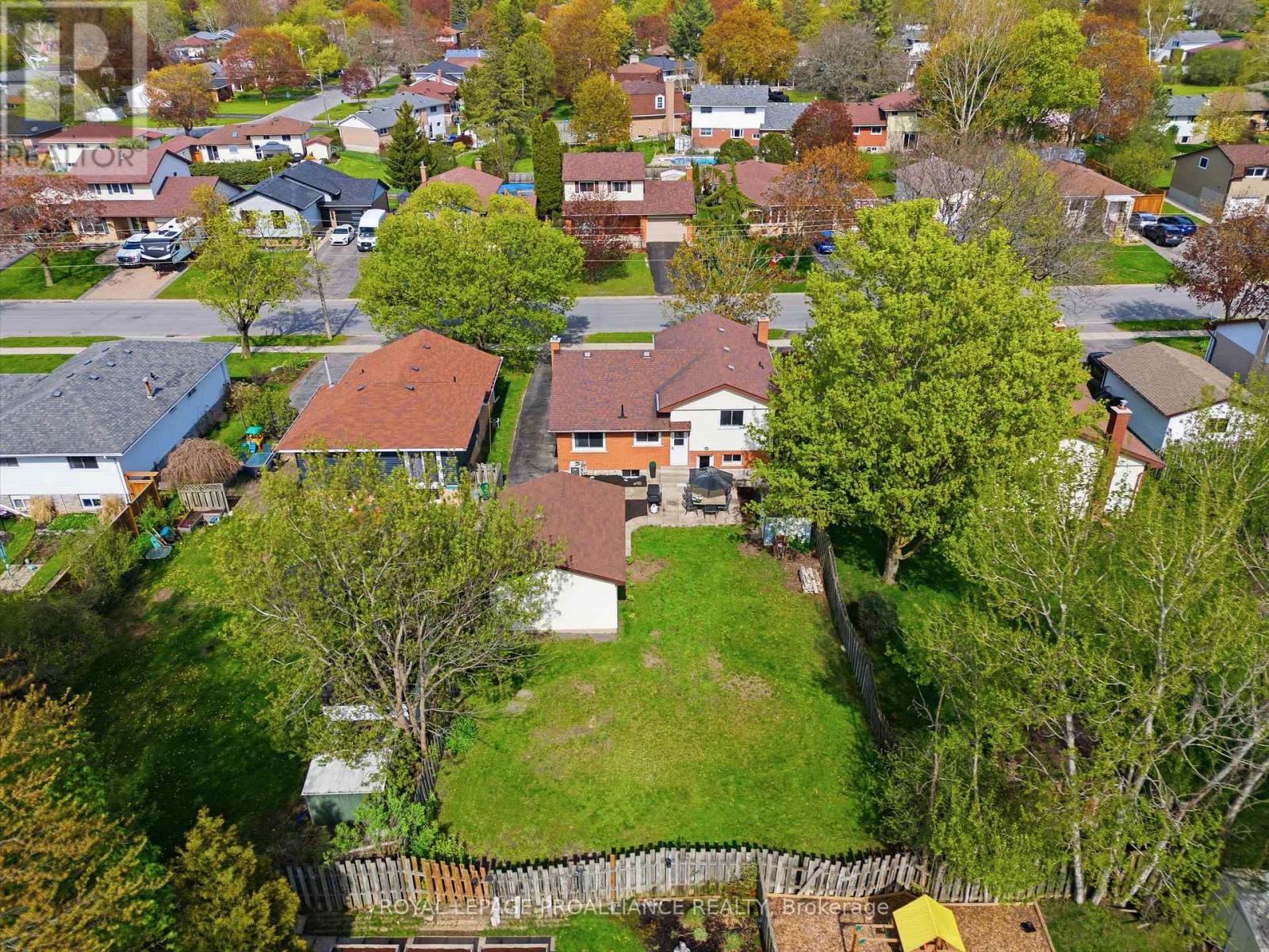 18 ALNET DRIVE - 44