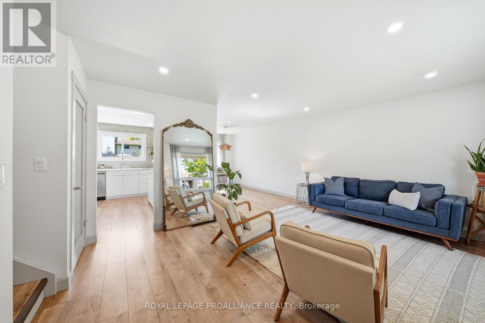 18 ALNET DRIVE - 6