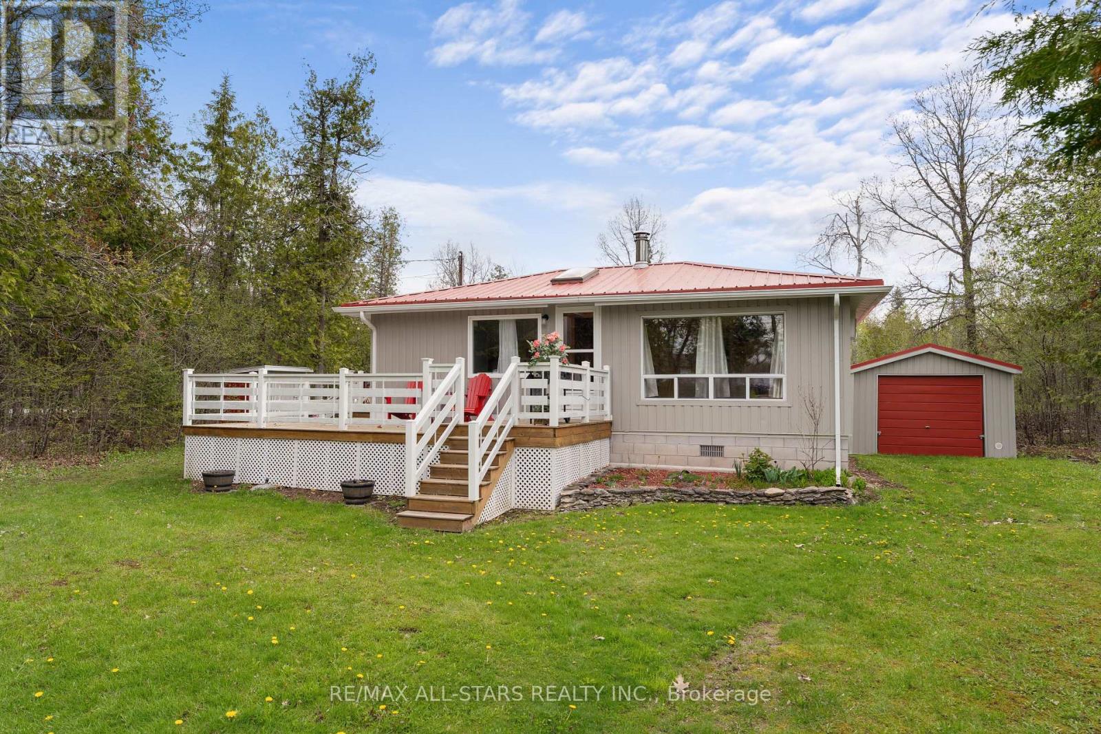 3 REGATTA STREET - 22