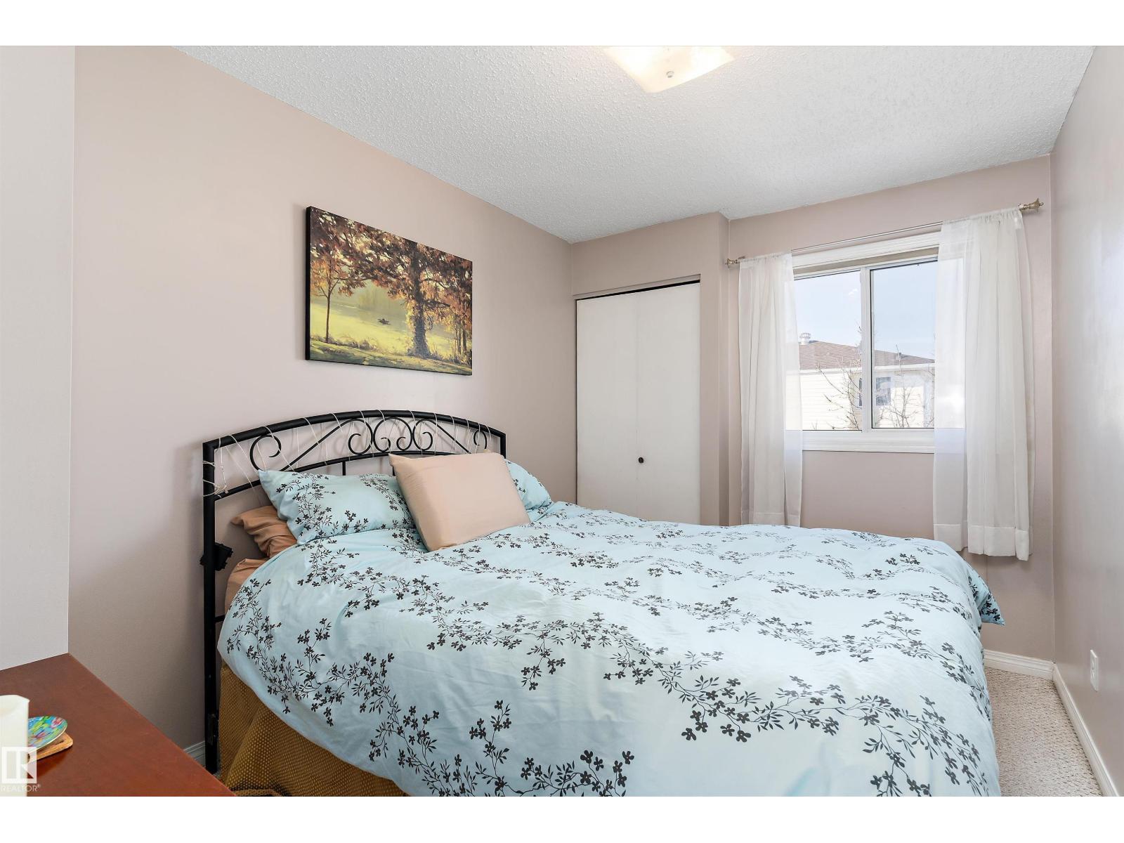 17132 103 ST NW - 17