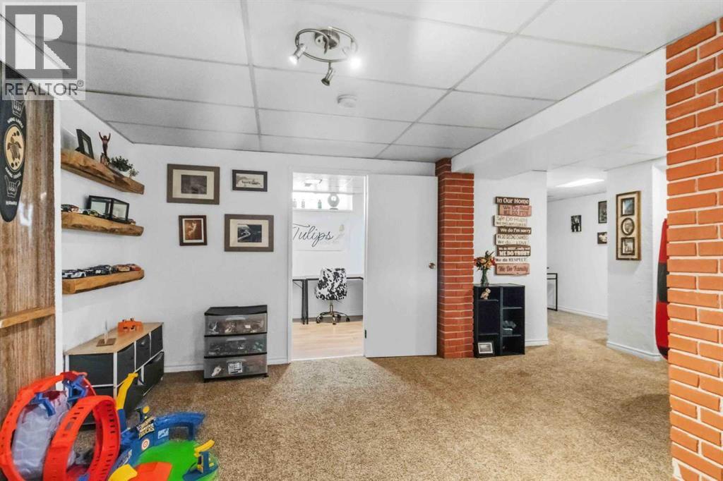 153 Wolverine Drive - 21
