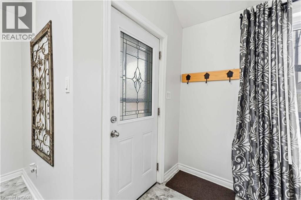 74 PROVINCE Street N - 6