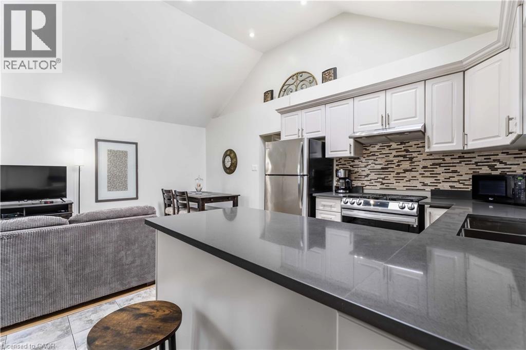 74 PROVINCE Street N, Hamilton, Ontario, L8H4H6 — Photo 16