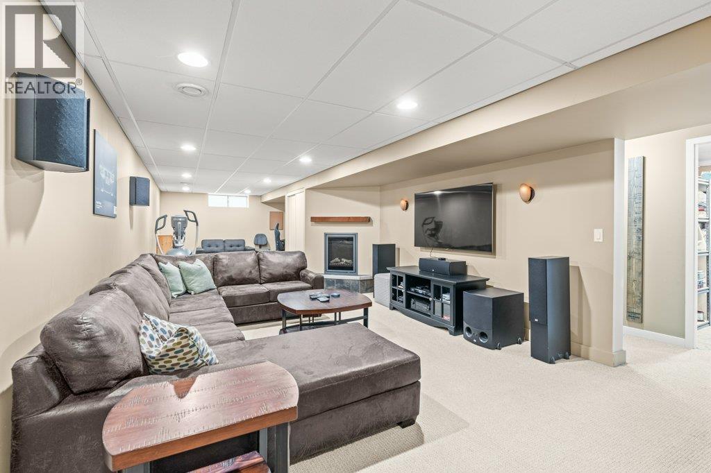 1784 Highland Drive N - 23