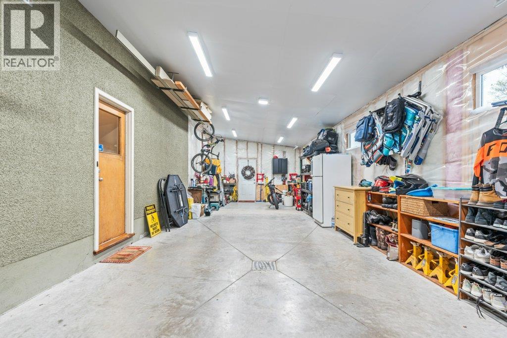 1784 Highland Drive N - 33