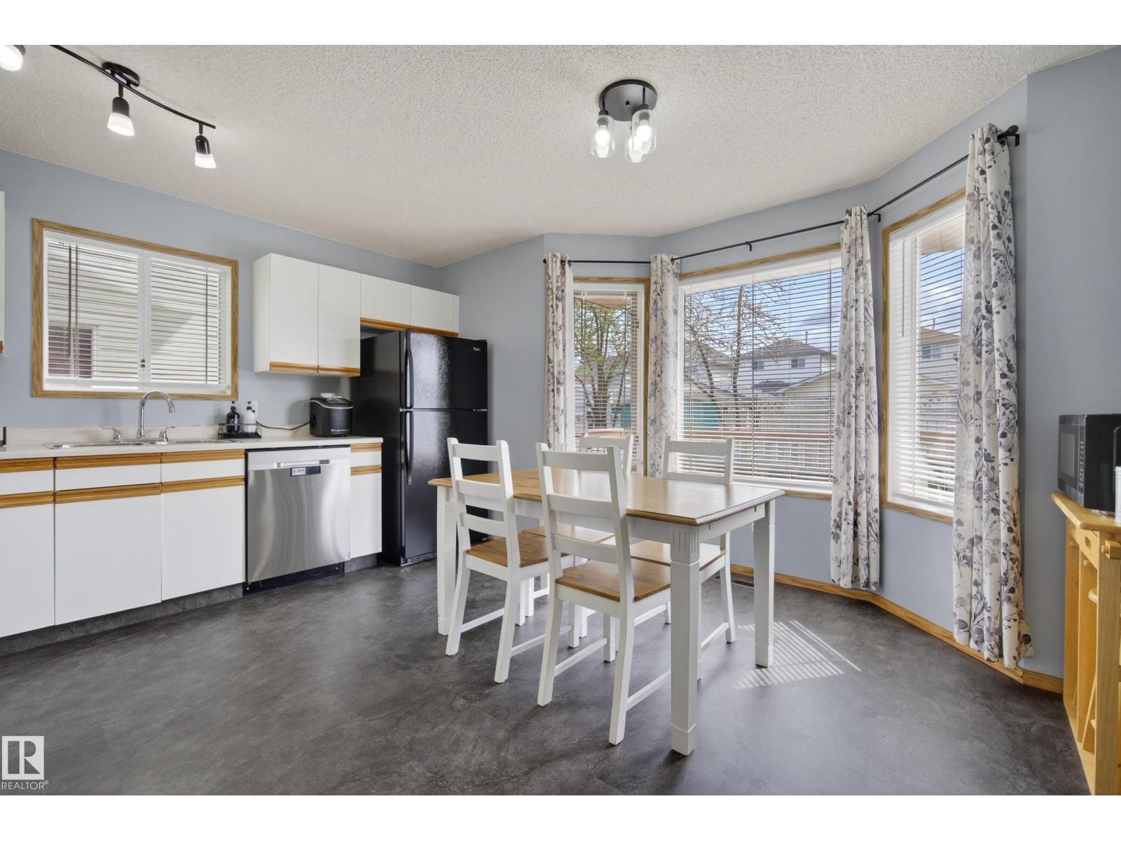 1517 JARVIS CR NW - 19
