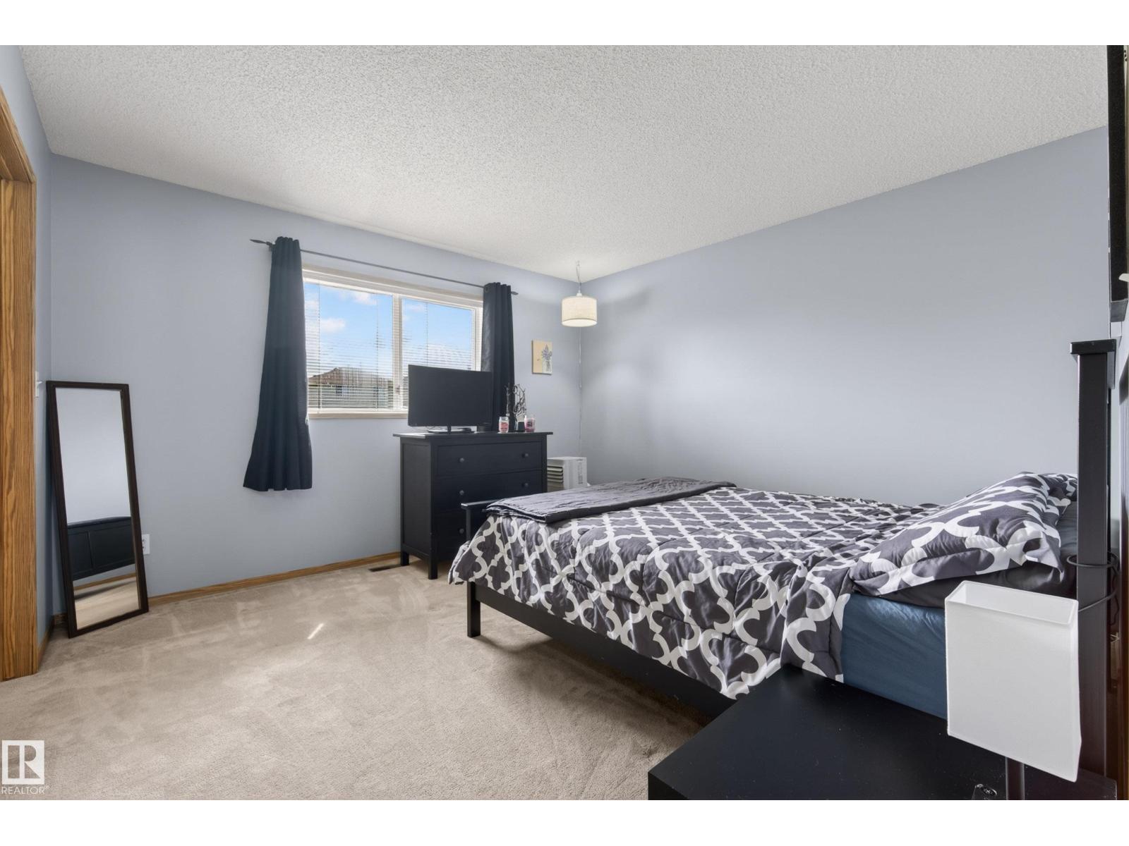 1517 JARVIS CR NW - 25