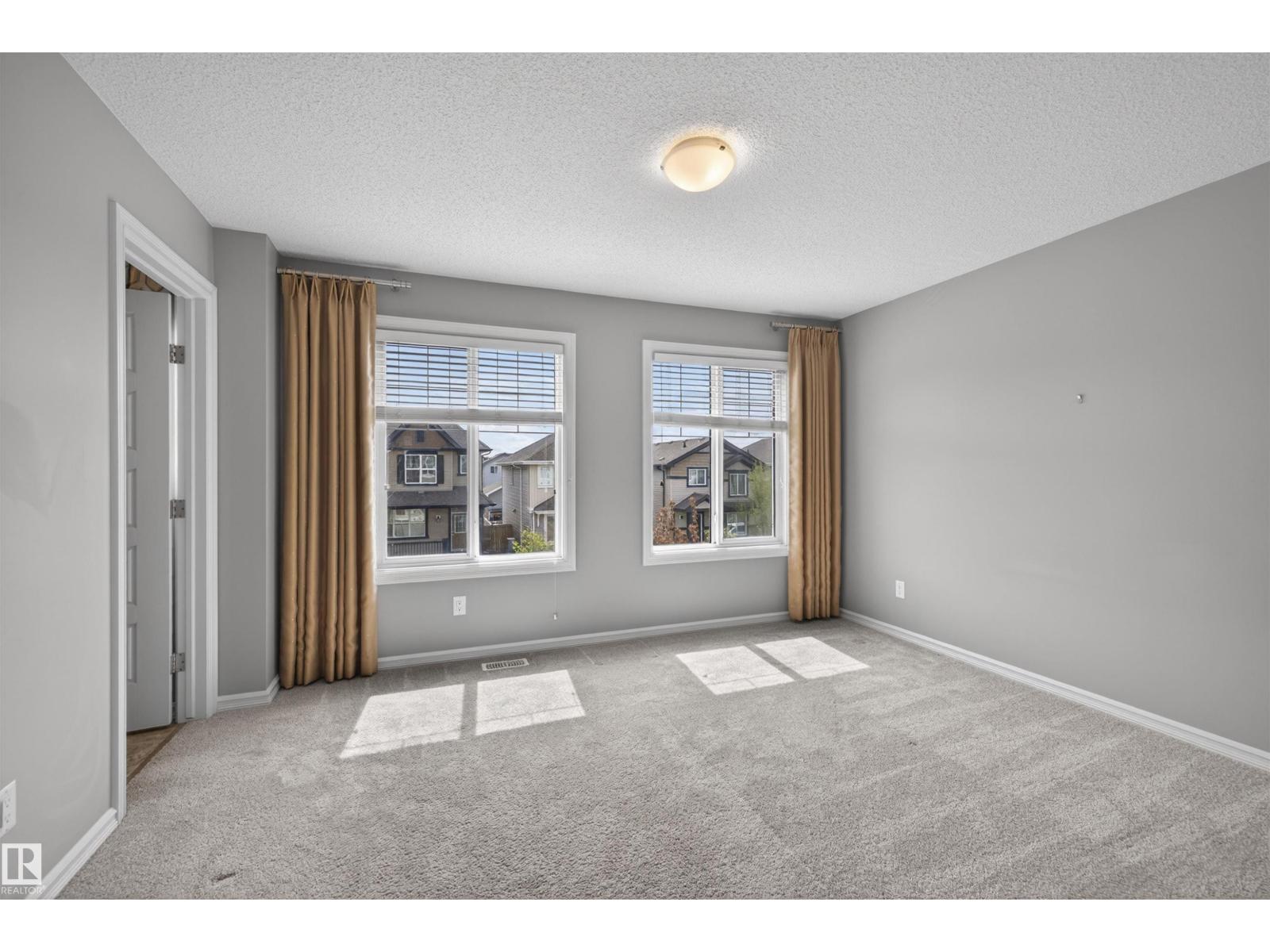 828 36 AV NW - 15