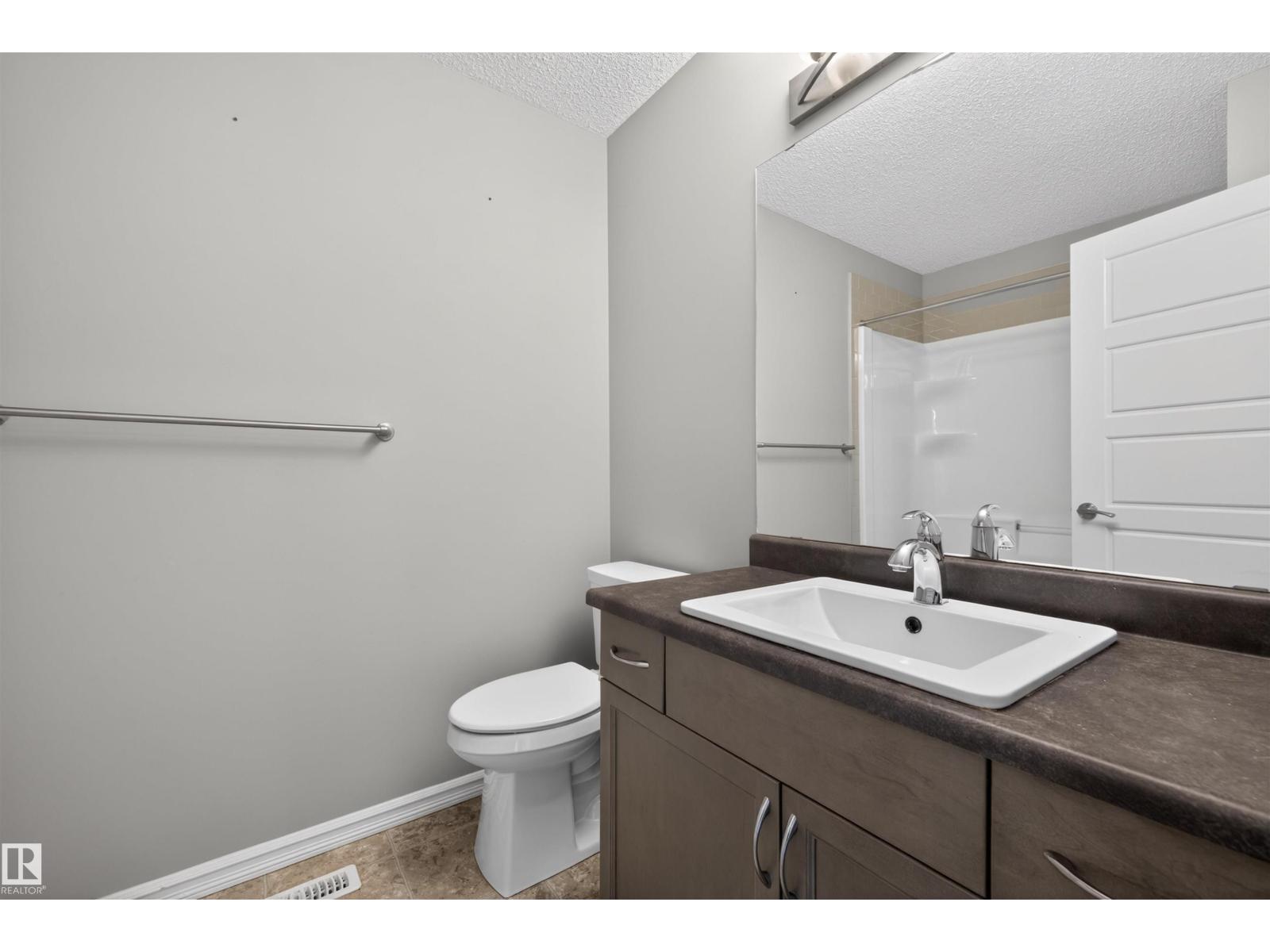 828 36 AV NW - 22