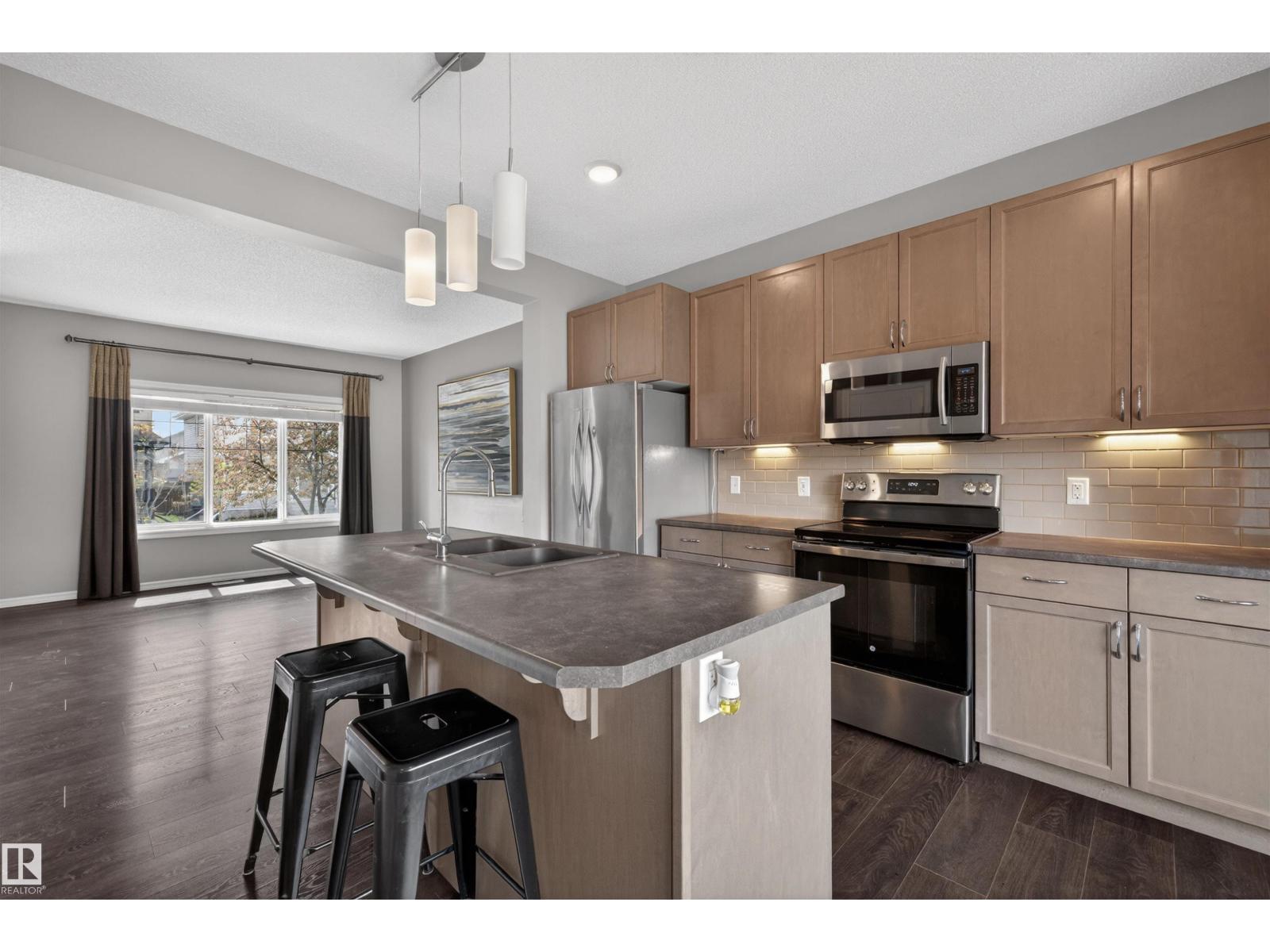 828 36 AV NW - Image 3