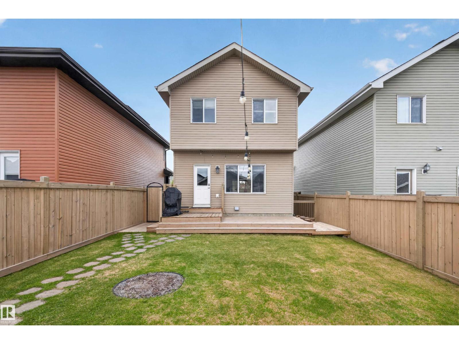828 36 AV NW - 38