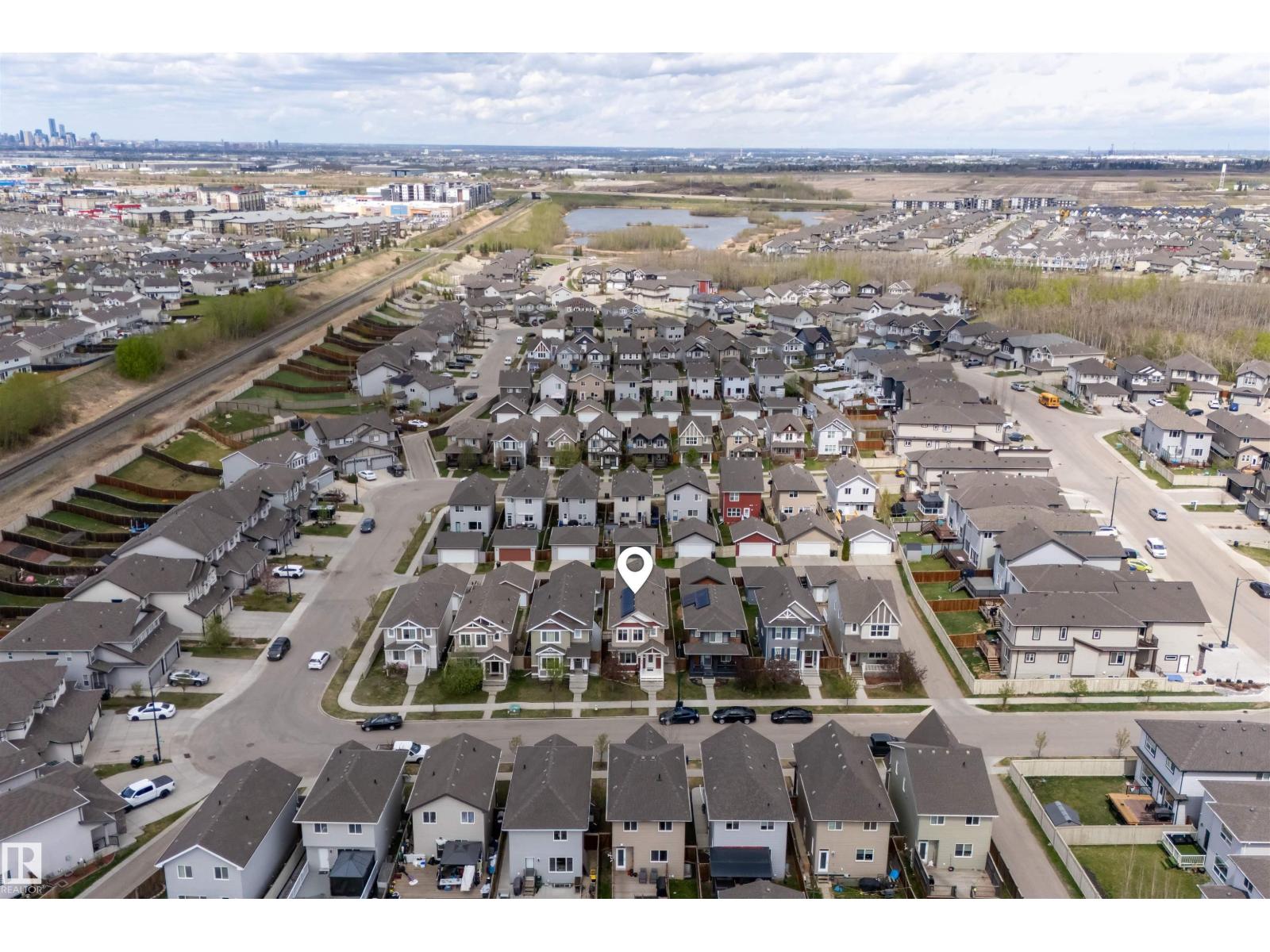 828 36 AV NW - 43