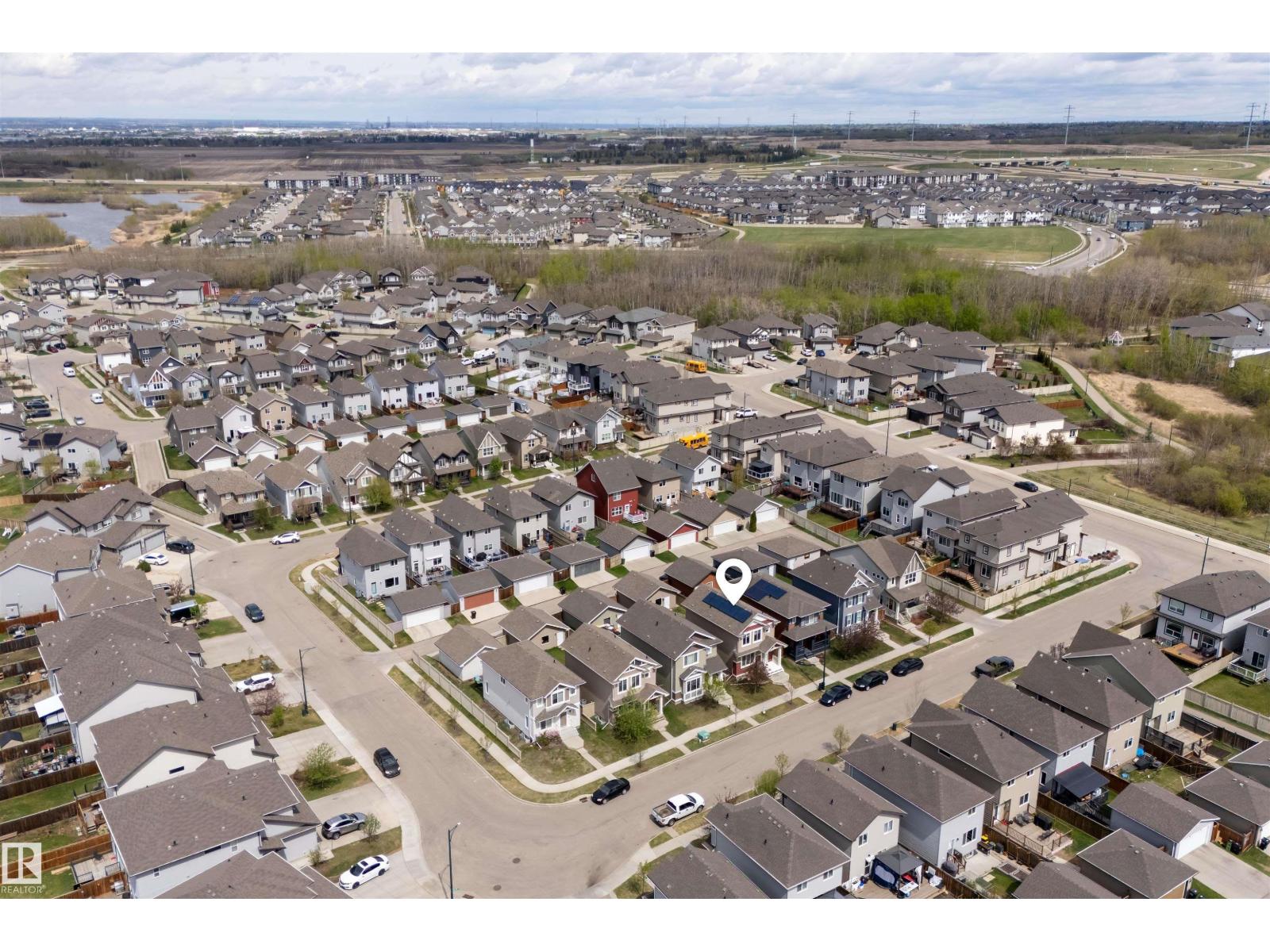 828 36 AV NW - 48