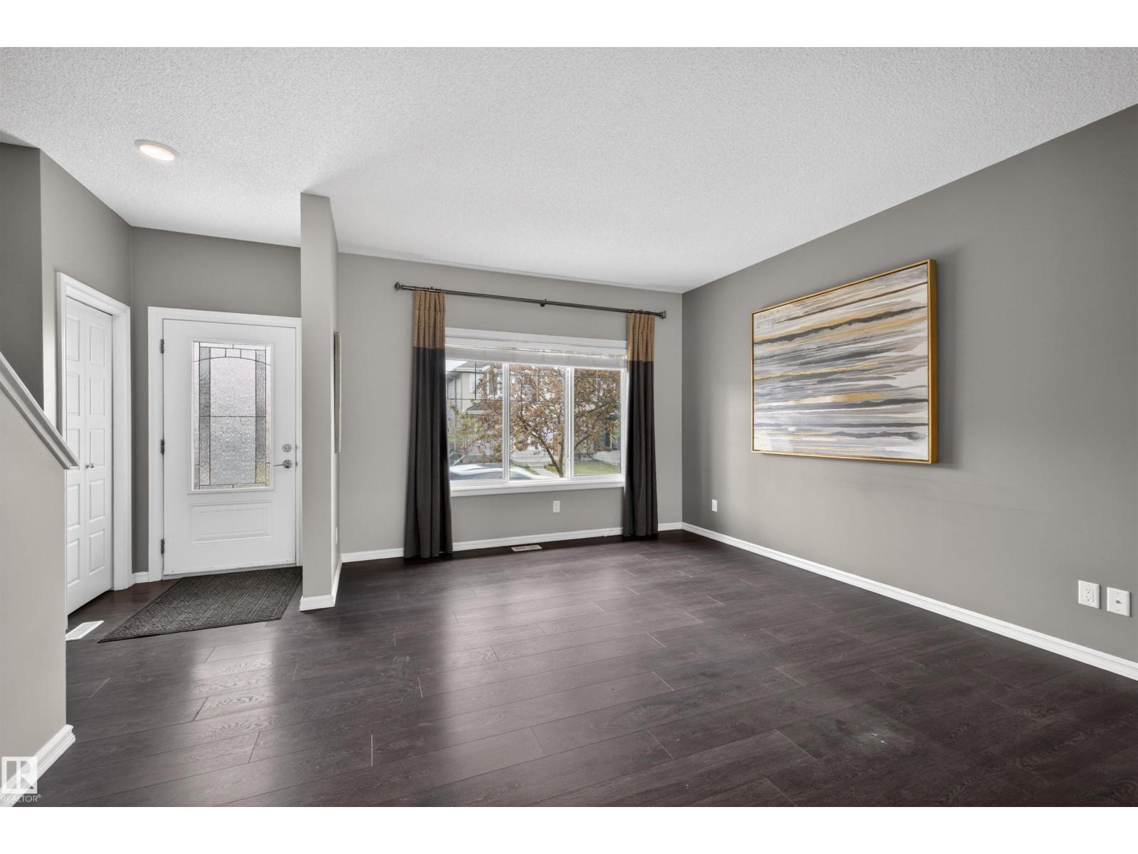 828 36 AV NW - 9
