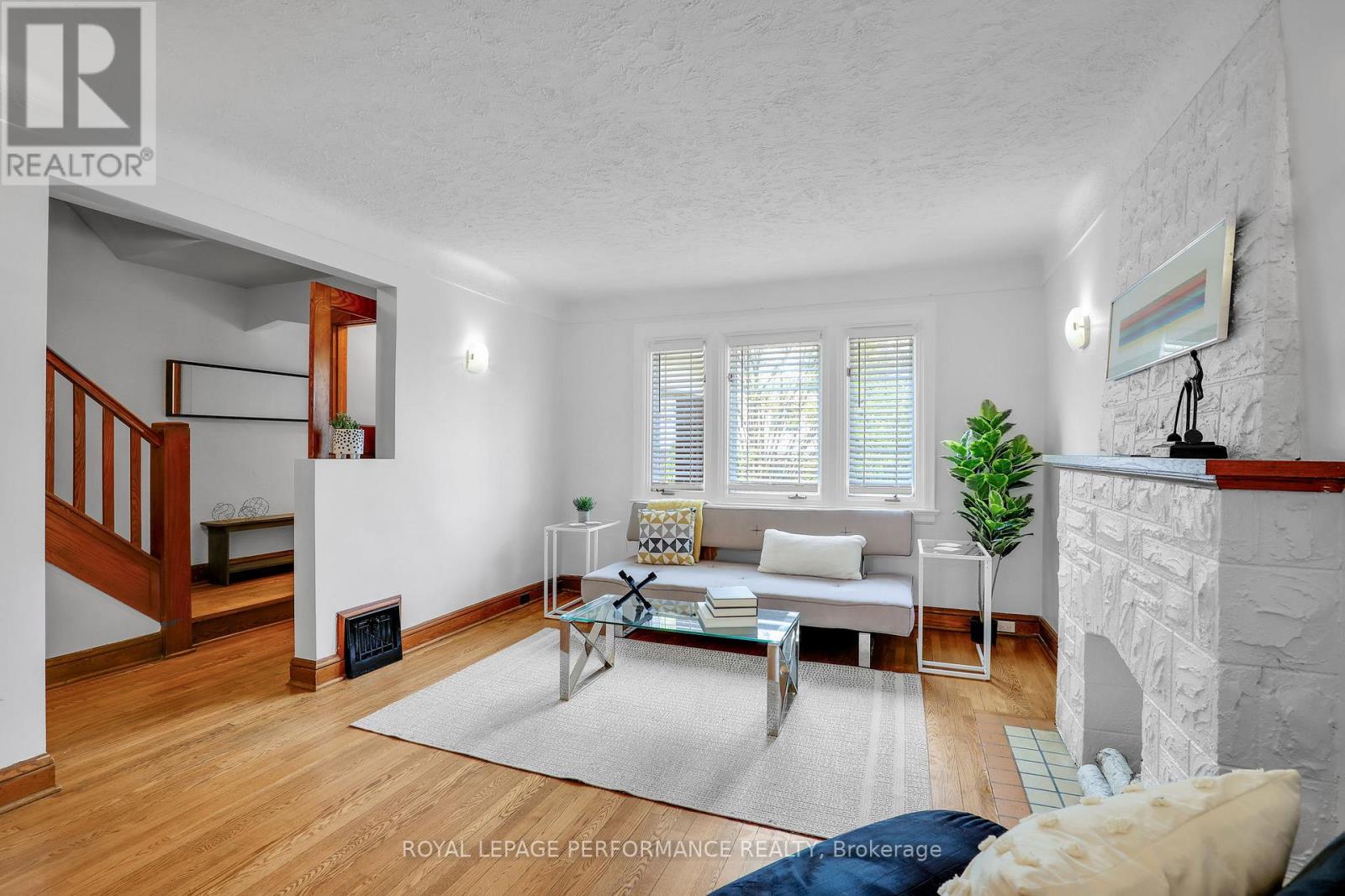 296 HOLMWOOD AVENUE - 8