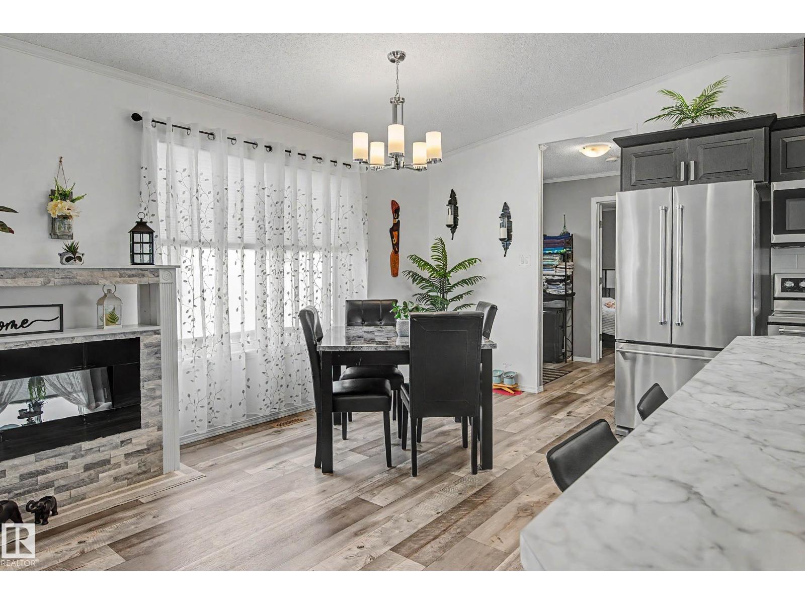 #15 12604 153 AV NW - 12