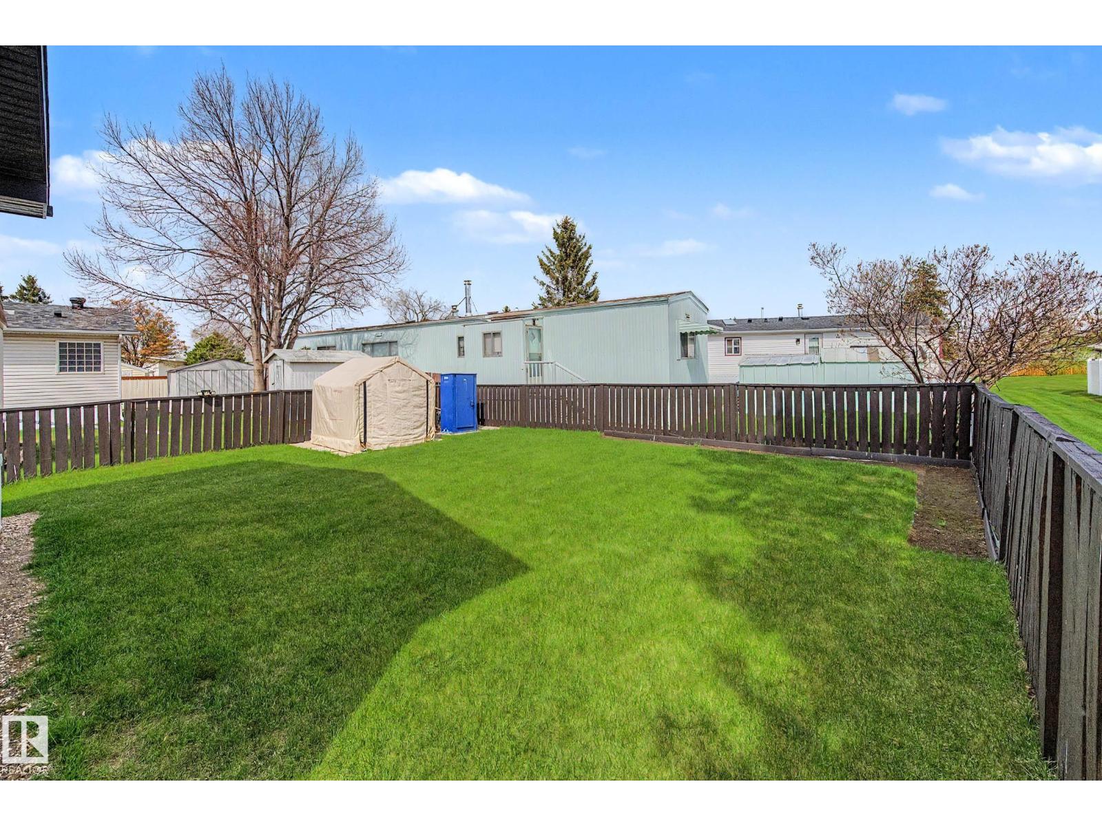 #15 12604 153 AV NW - 27
