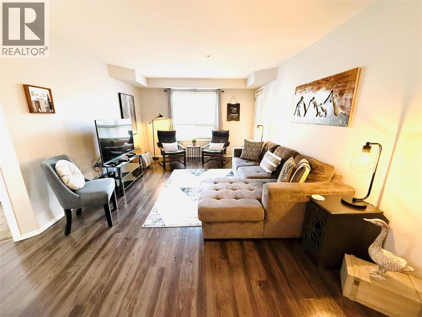 205 Third Avenue Unit# 3302, Invermere