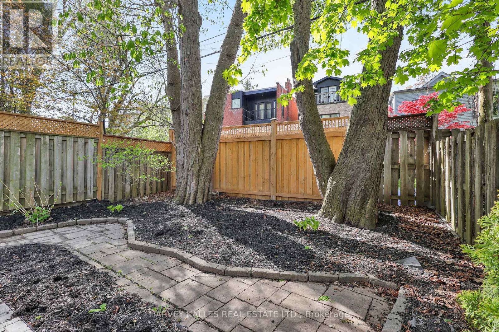 39 GORMLEY AVENUE - 47