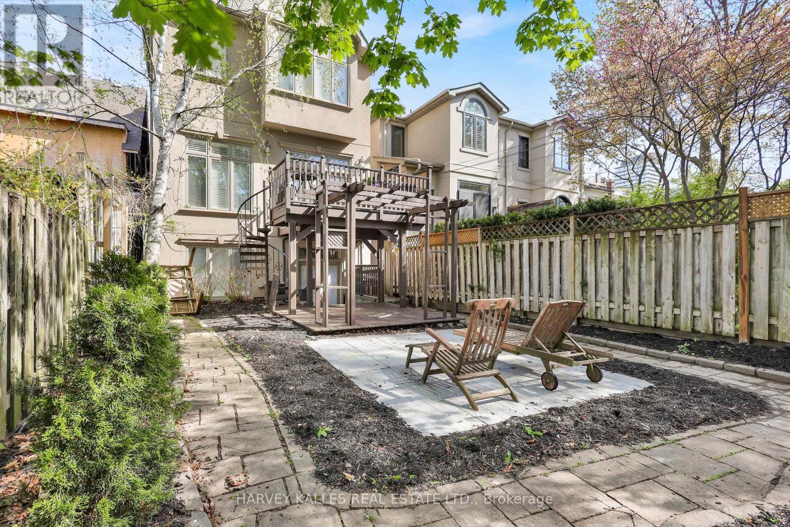 39 GORMLEY AVENUE - 46