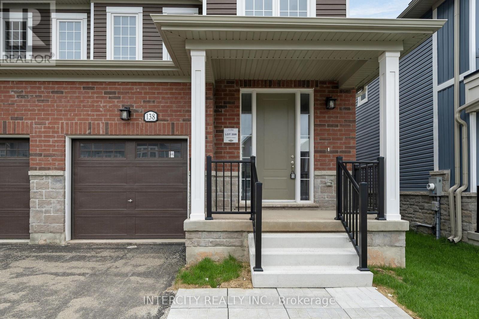 138 MCGILL AVENUE - Image 2