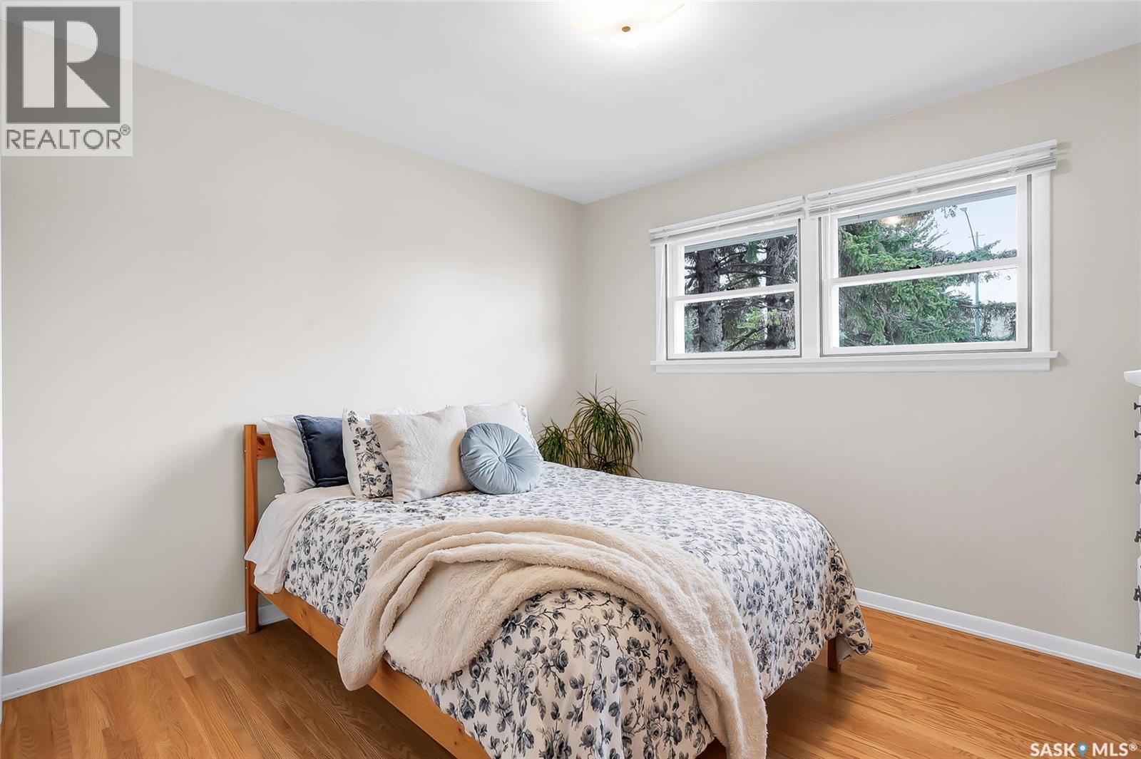 1601 Cumberland AVENUE S - 20