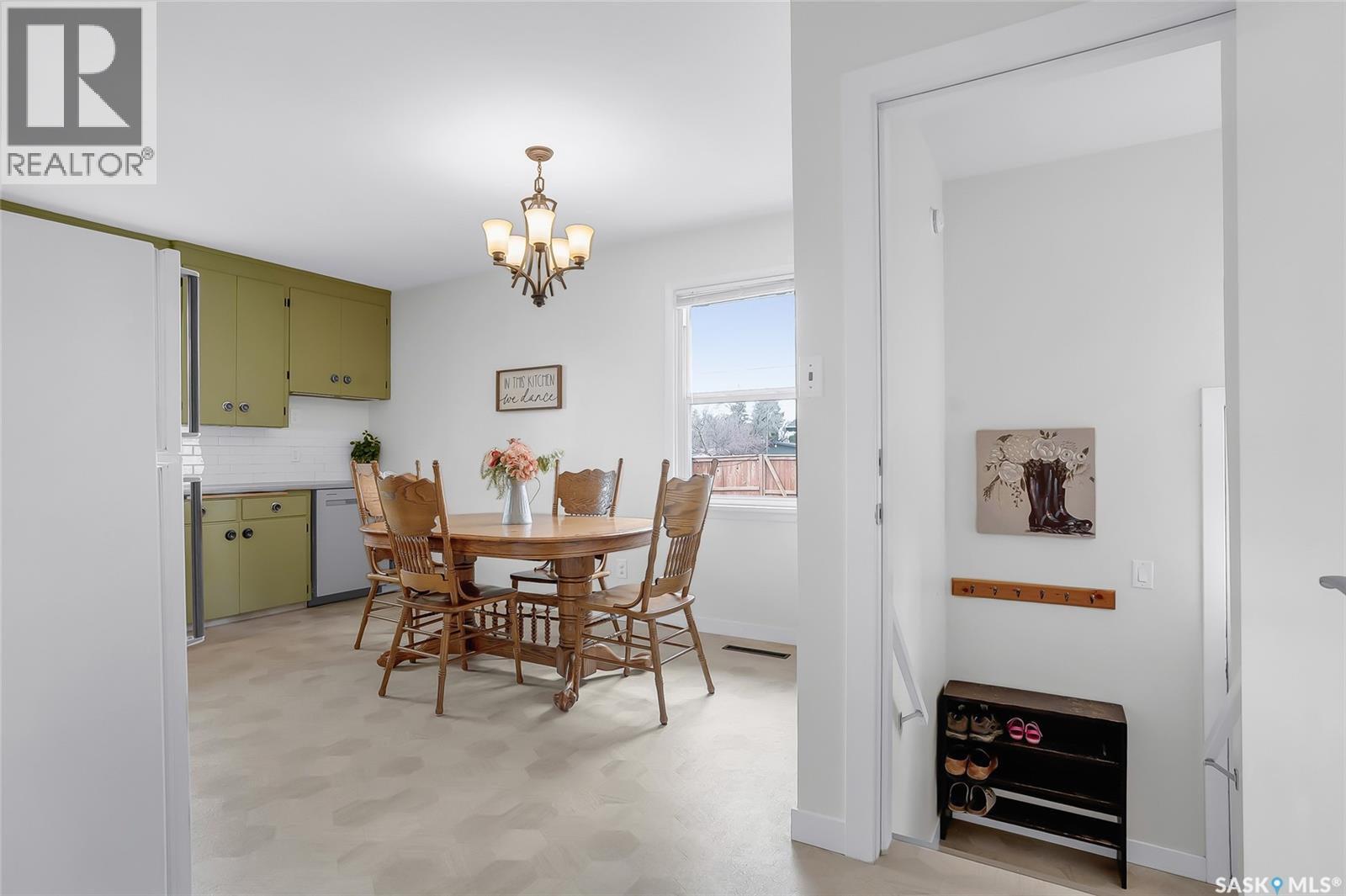 1601 Cumberland AVENUE S - 25