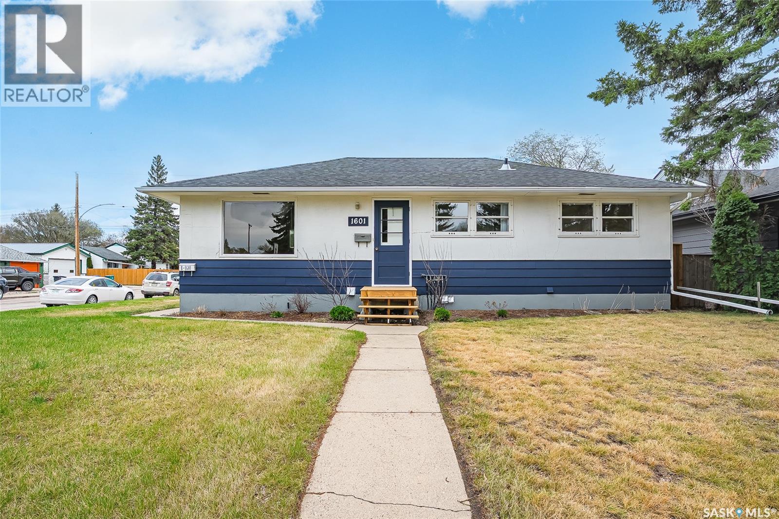 1601 Cumberland AVENUE S - 3