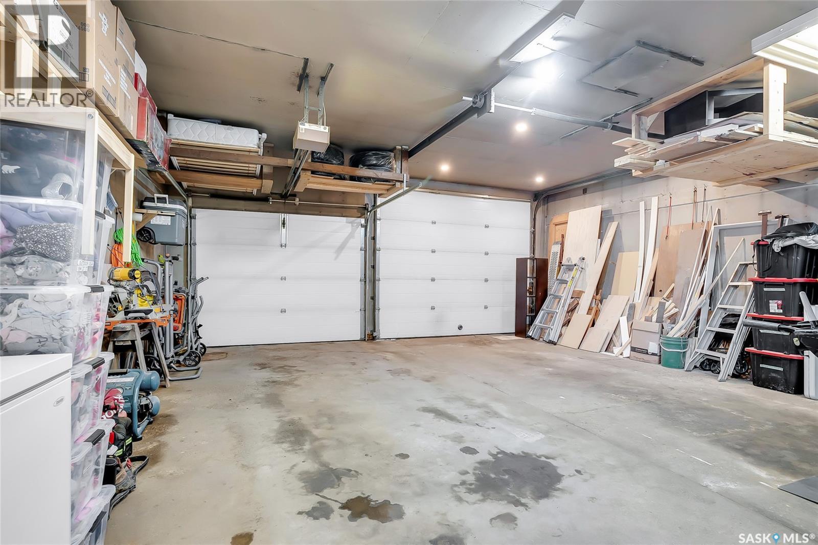 1601 Cumberland AVENUE S - 48