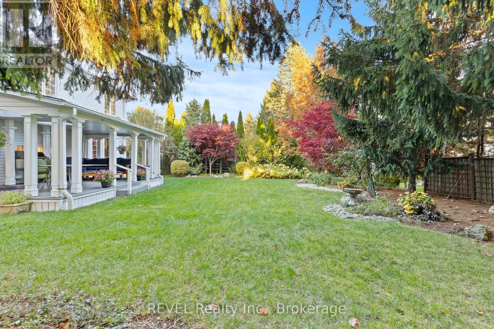 36 CONFEDERATION DRIVE - 34